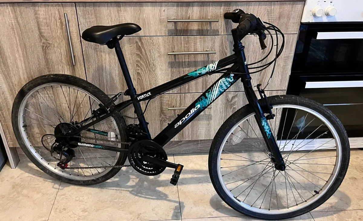 APOLLO 24 INCH BIKE. 18 SPEED SHIMANO GEARS SUITAB - Image 3