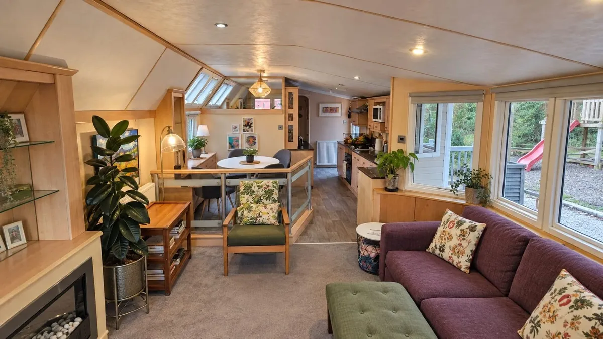 Stunning Atlas Concept Mobile Home for Sale - Image 3