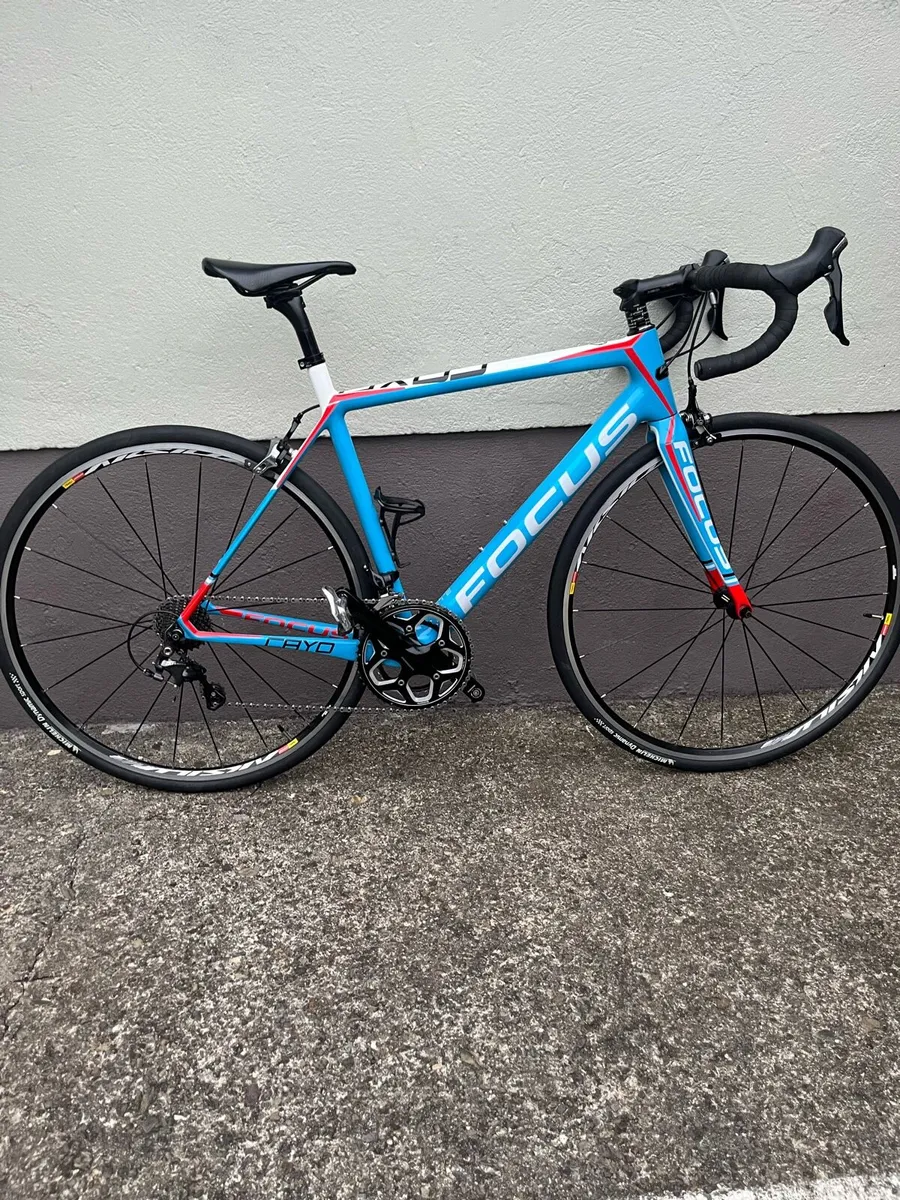 Focus Cayo Carbon Road bike. - Image 1