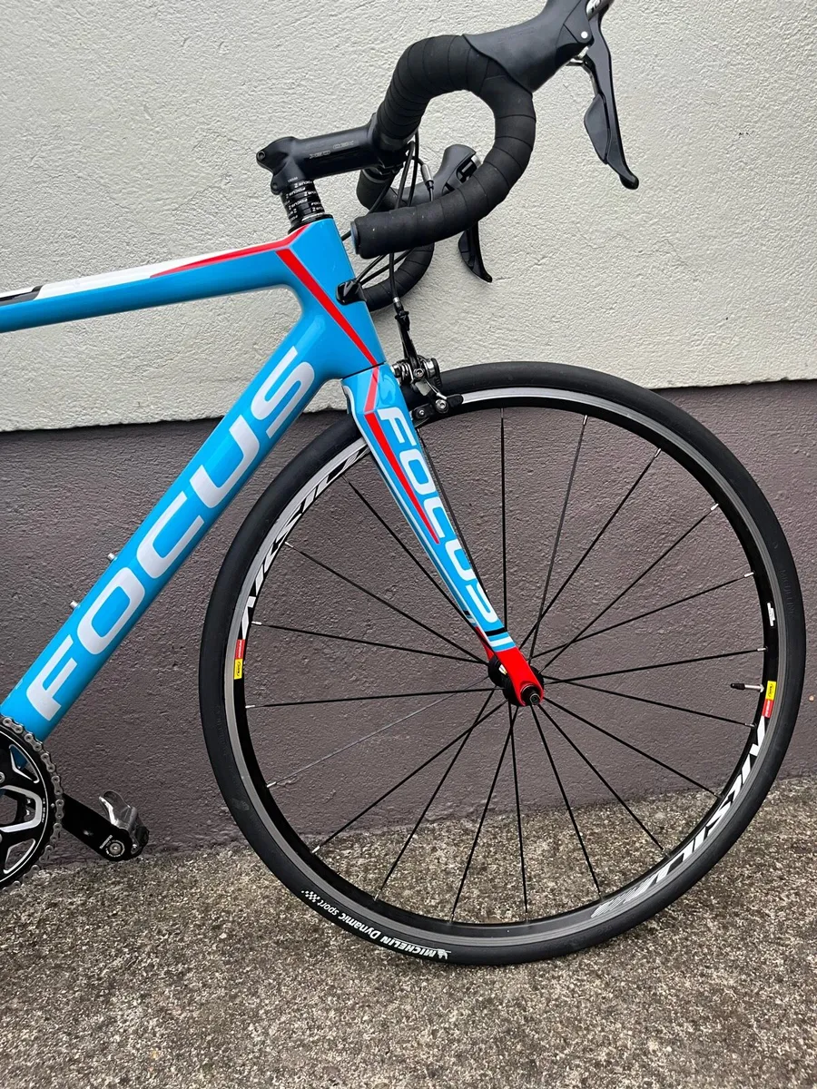 Focus Cayo Carbon Road bike. - Image 3