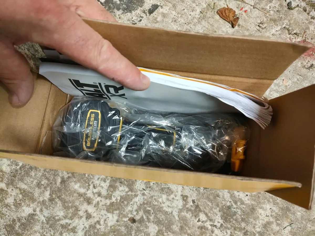 DeWalt 18v impact driver - Image 3
