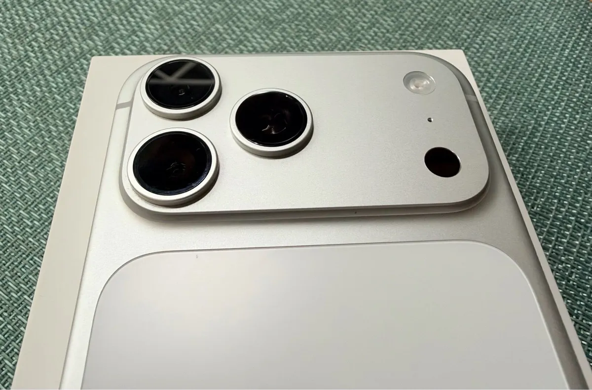 iPhone 17 Pro Max 256GB unlocked - Image 1