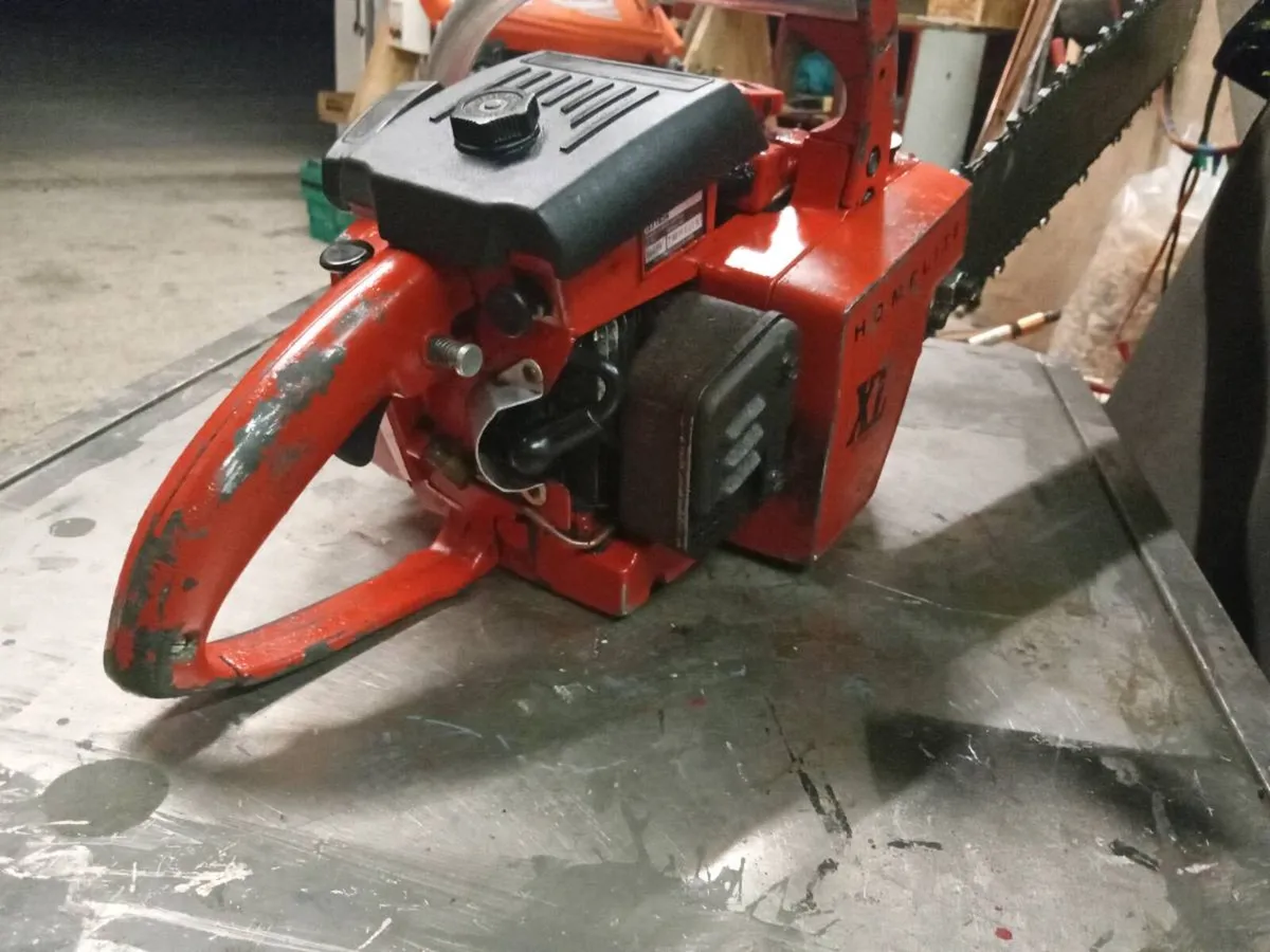 Vintage homelite xl automatic chainsaw - Image 3