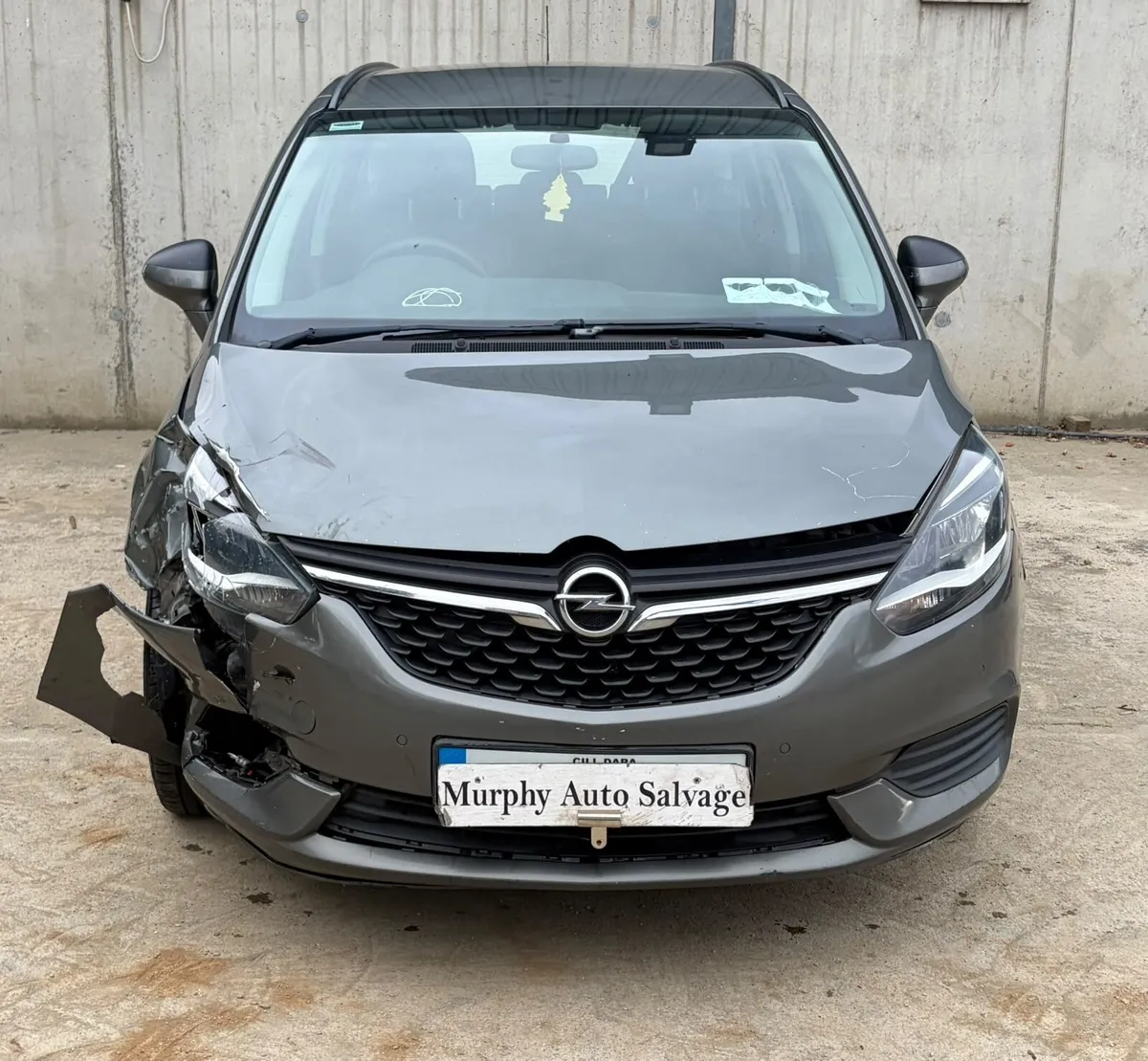 2016 Opel Zafira parts - Image 1