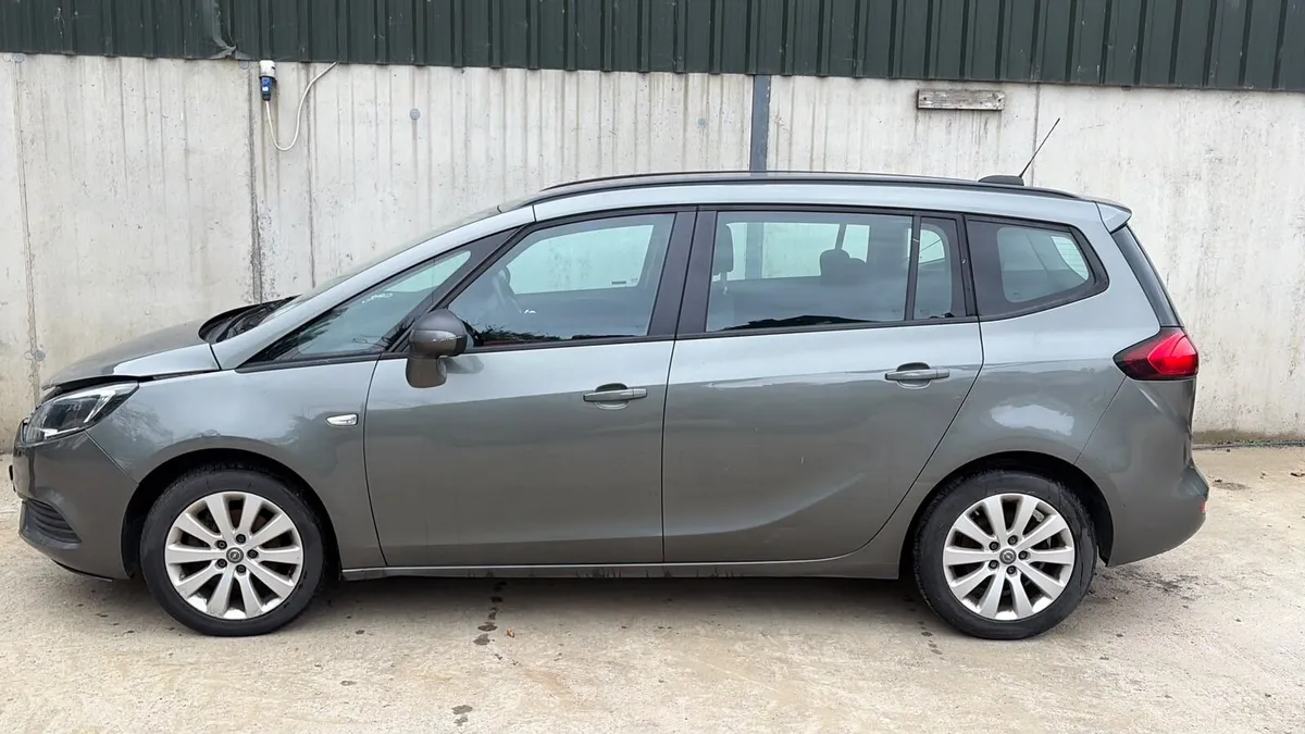 2016 Opel Zafira parts - Image 4