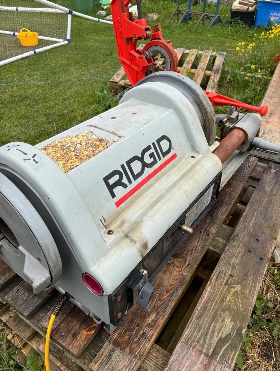 Ridgid 1224 pipe threader - Image 1