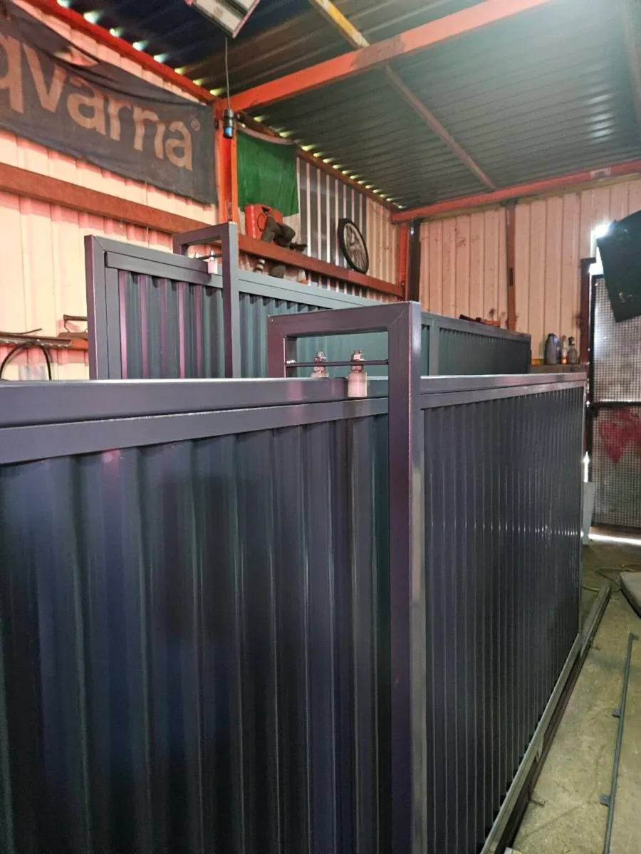 Electric roller gates - Image 3