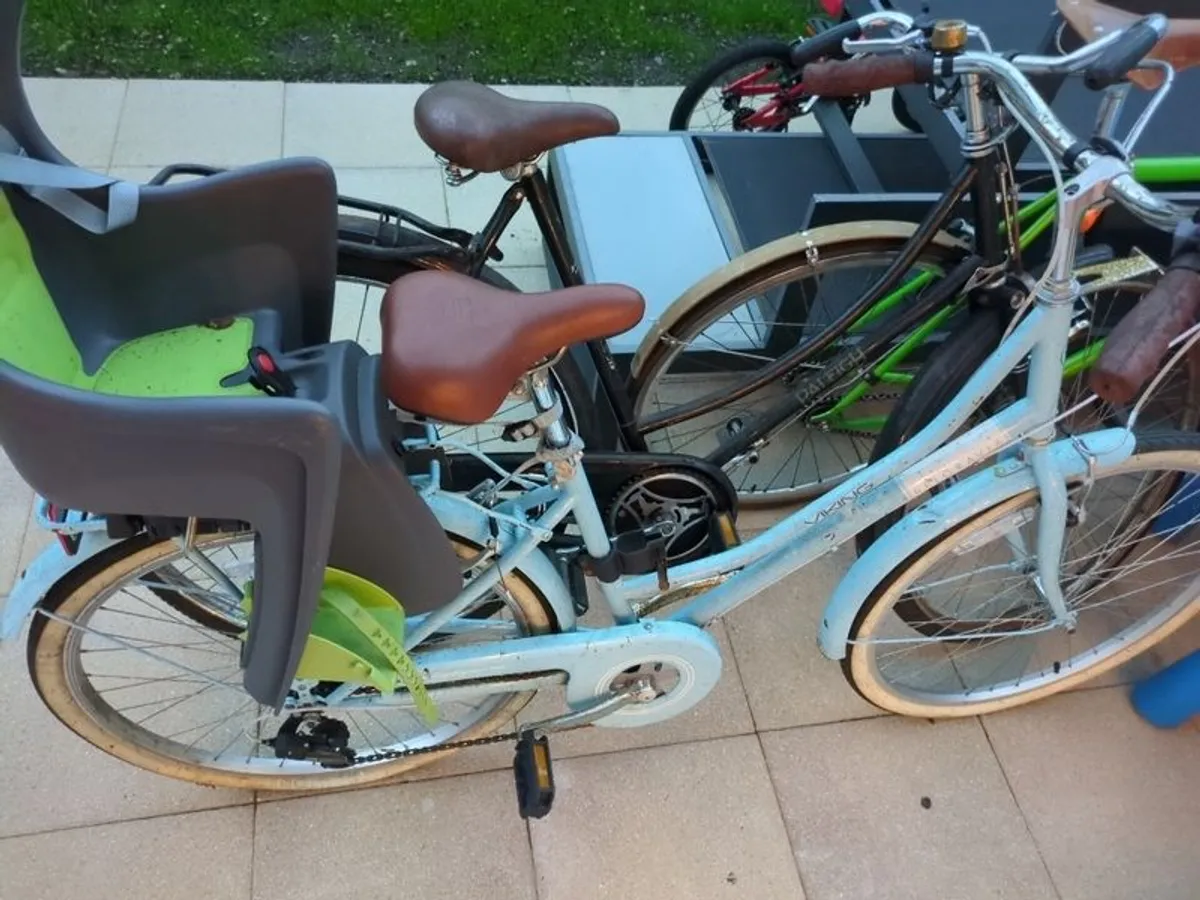 ladies bike with baby carrier - Image 1