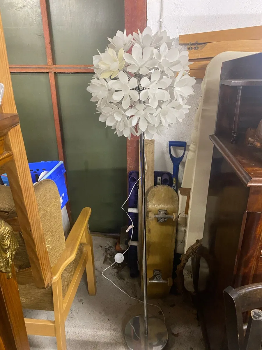 Tall lamp - Image 1