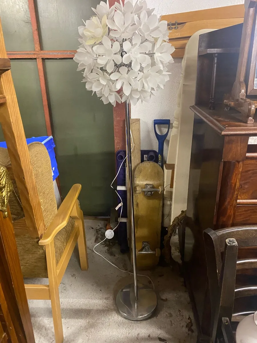 Tall lamp - Image 3