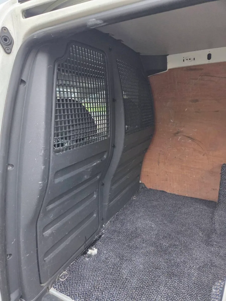 Vw caddy 2014 - Image 1