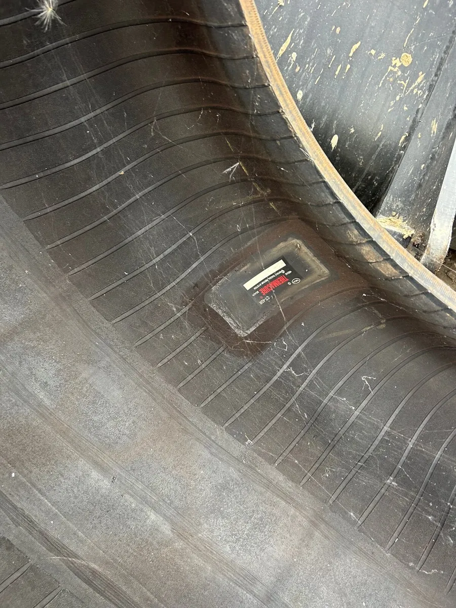 Tractor tyre - Image 2