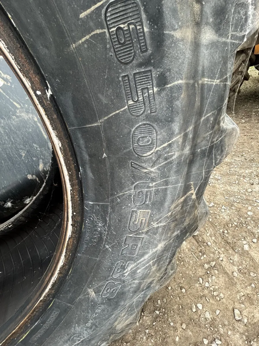 Tractor tyre - Image 1