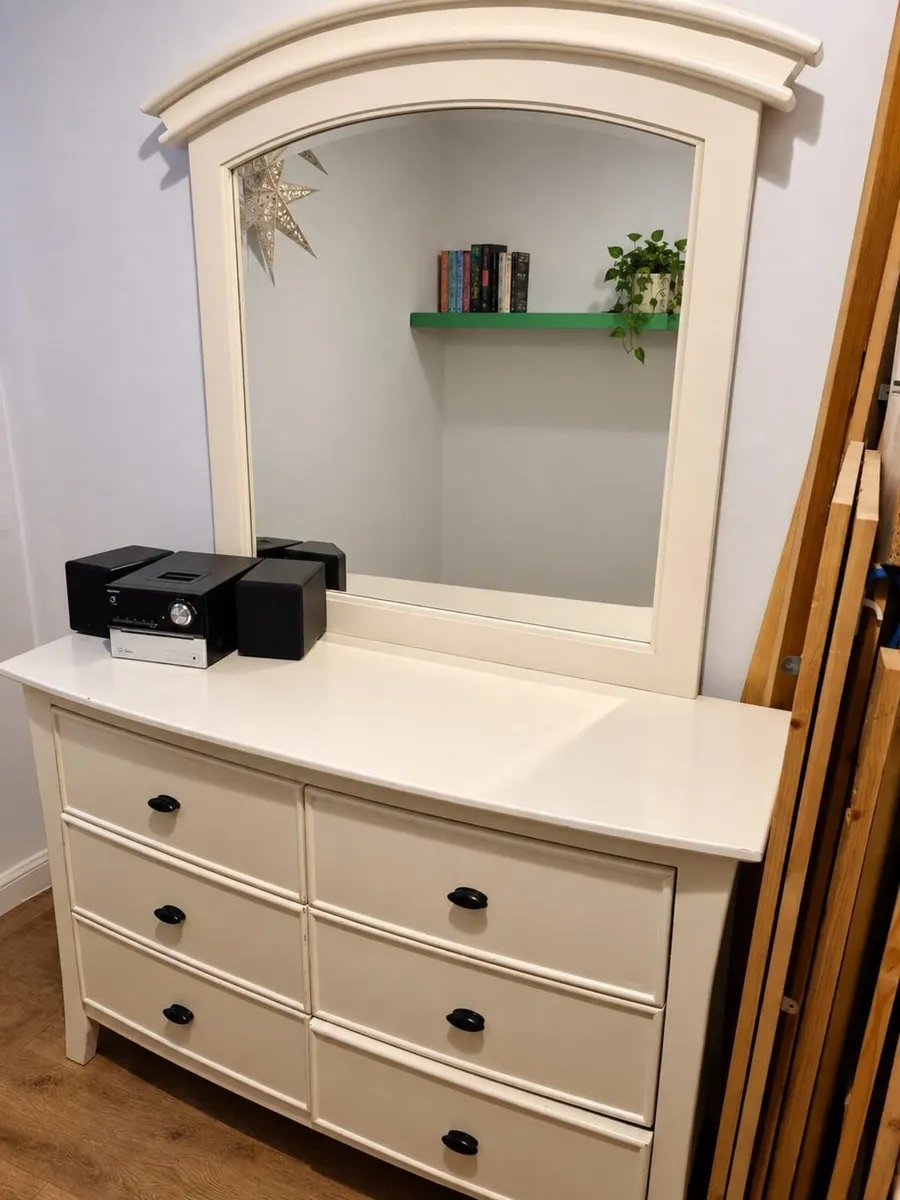 Dresser & Mirror (Collection Only) - Image 1
