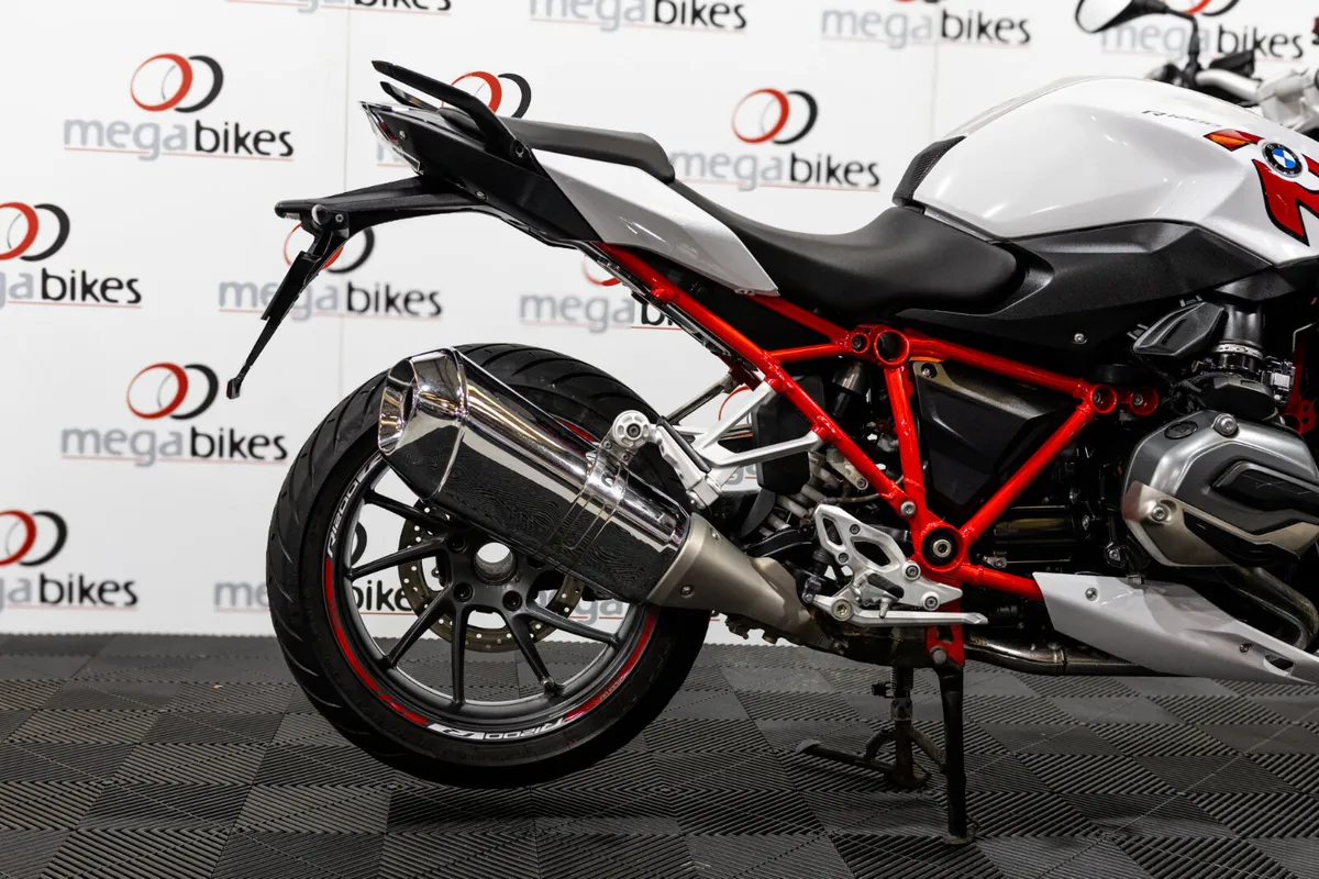 BMW R1200R 2015 - Image 3