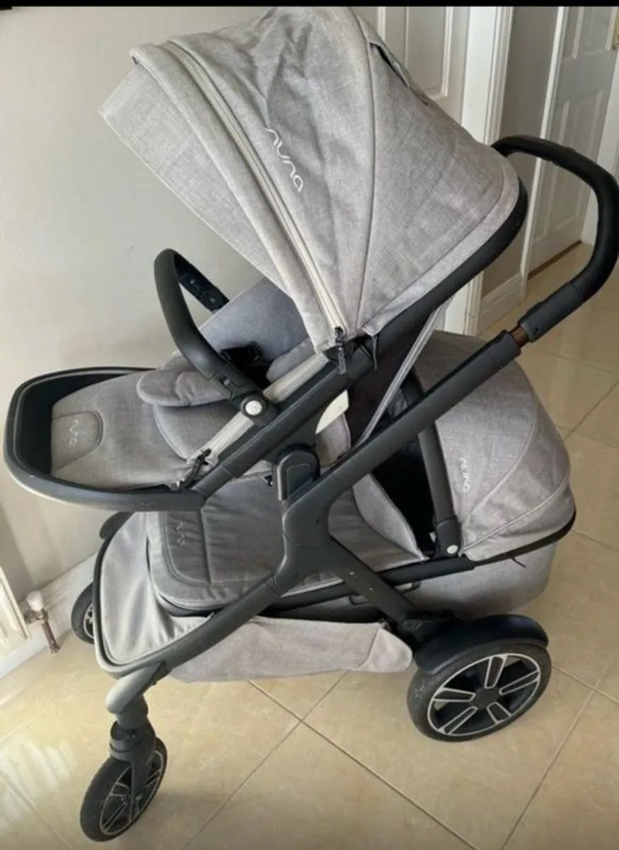pram - Image 1
