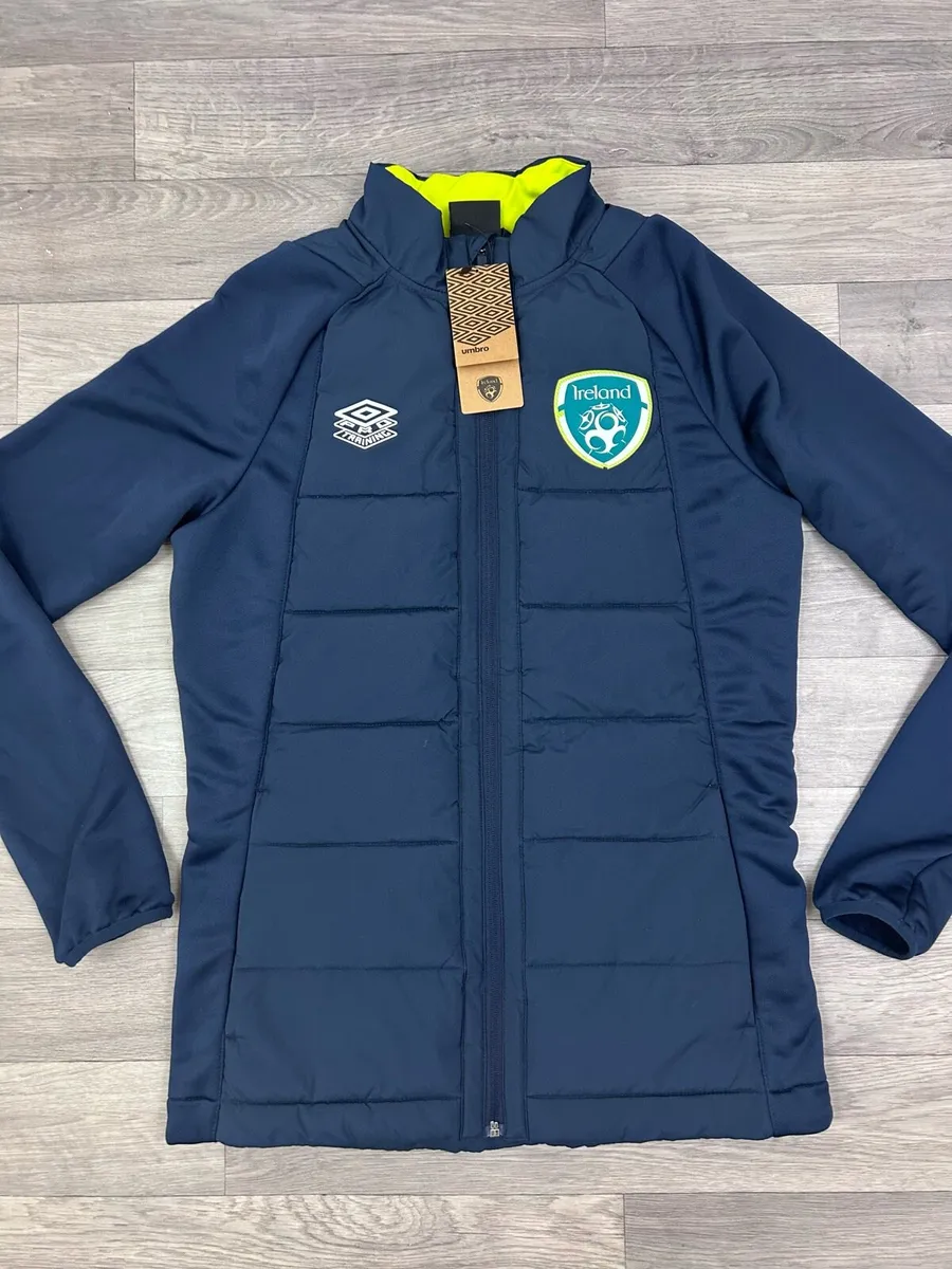 NEW Umbro Ireland Padded Jacket Mens Small - Image 2