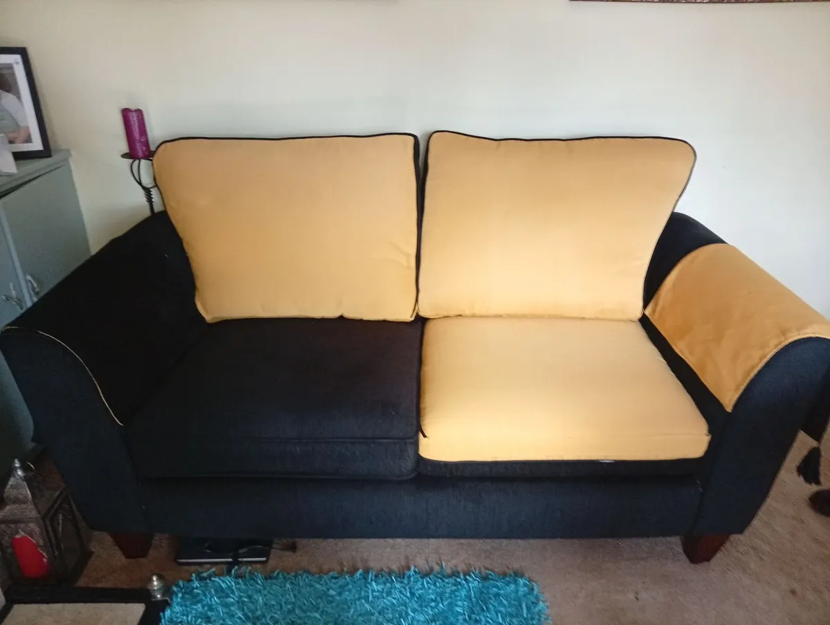 Living room furniture - Image 2