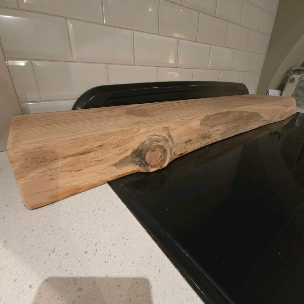Timber shelf - Image 1