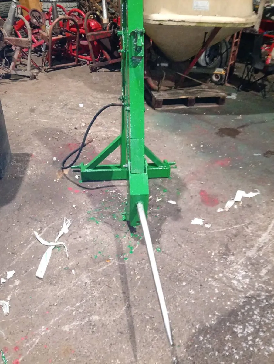 Fraser back end loader c/w bale spike - Image 2