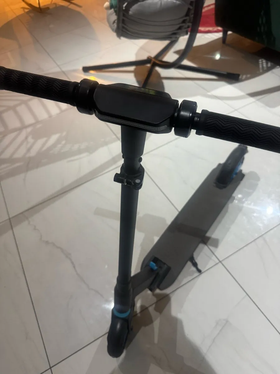 Electric scooter - Image 1