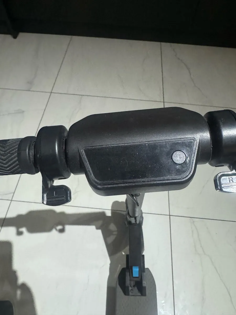 Electric scooter - Image 2