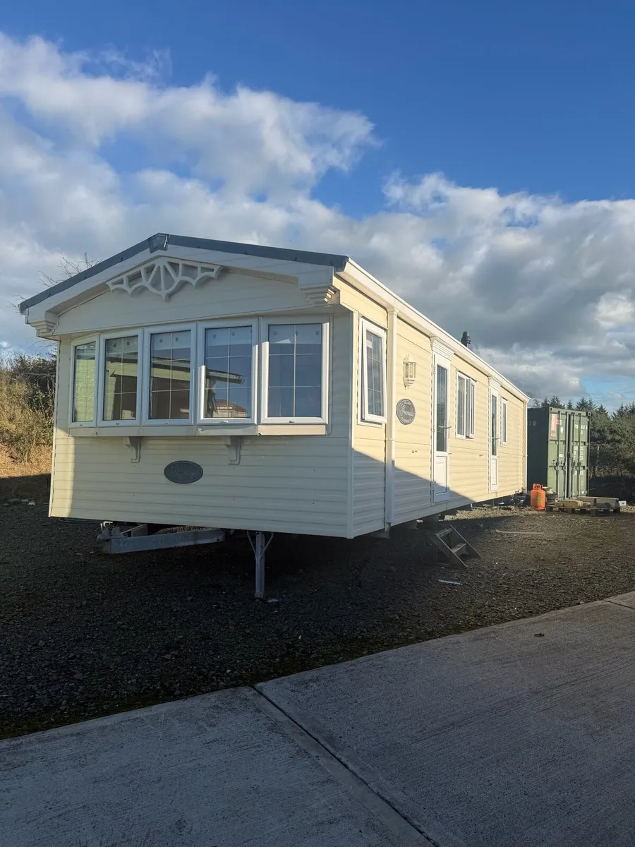 Willerby Granada 35/12 2 Bed 👌 (new boiler) - Image 1