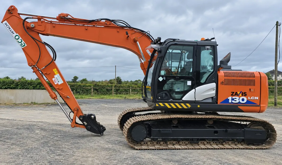 Hitachi 130-6 - Image 1