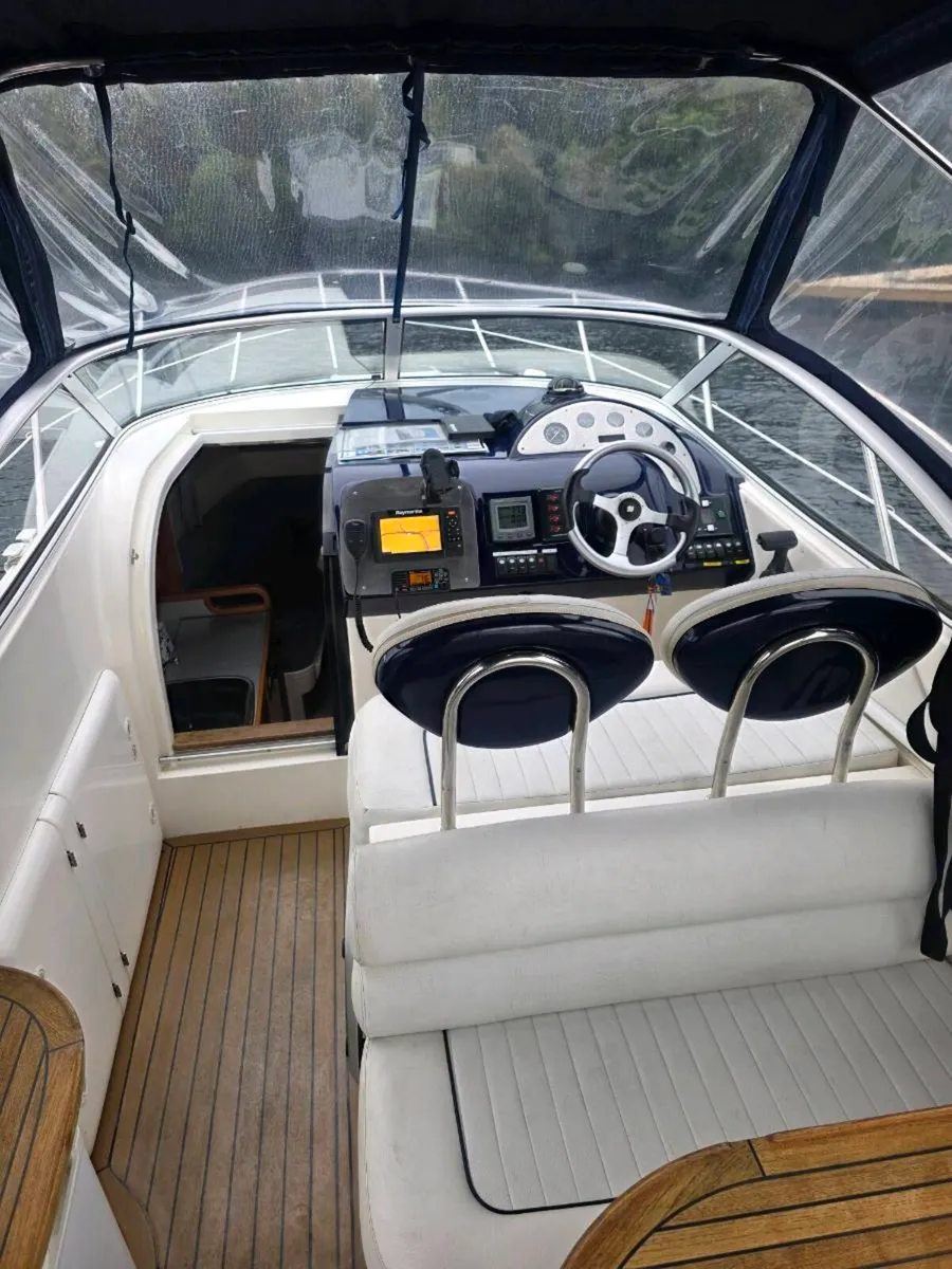 Sealine S23 2003 sports cruiser cuddy cabin boat - Image 3