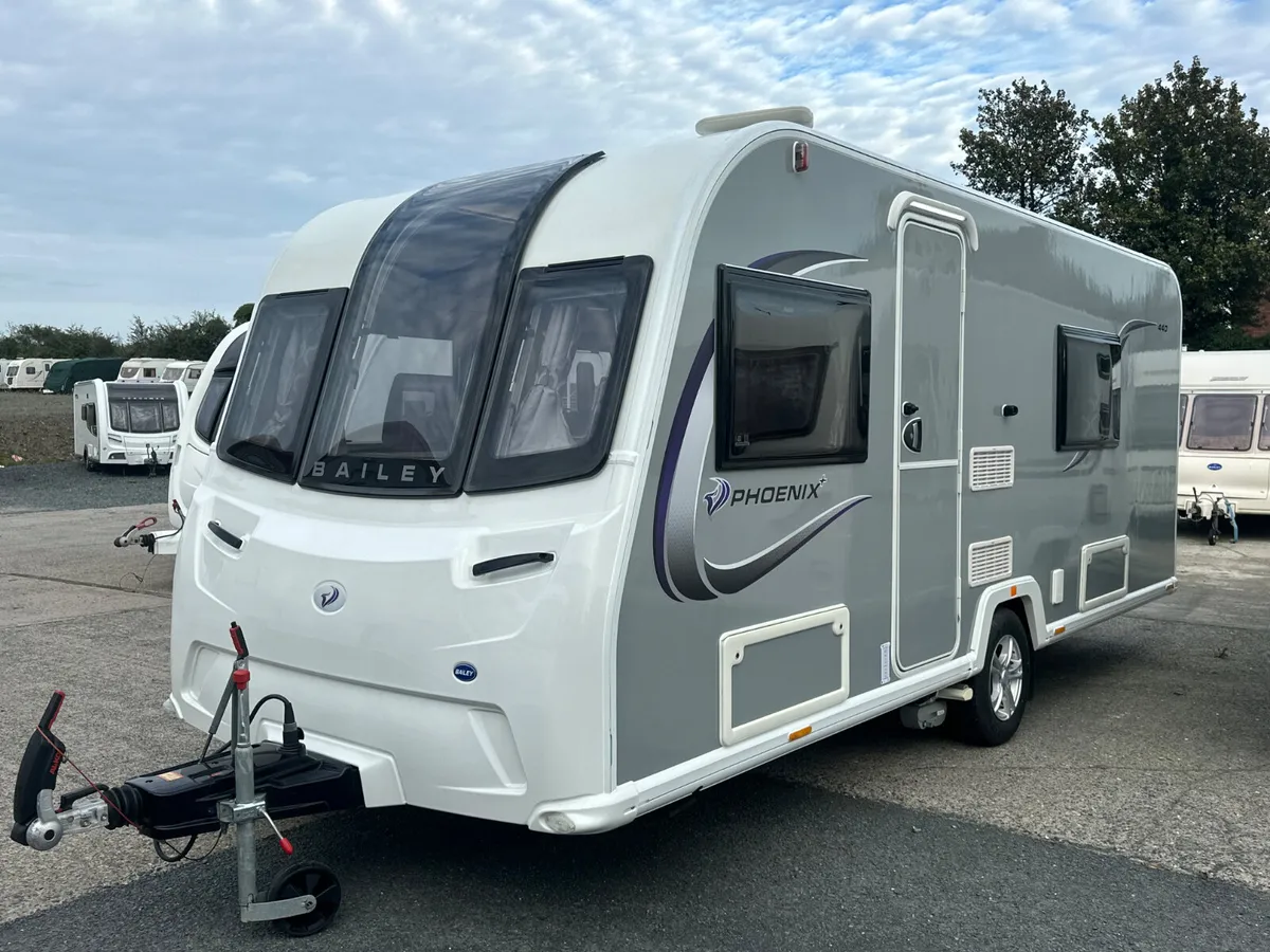 caravan - Image 1