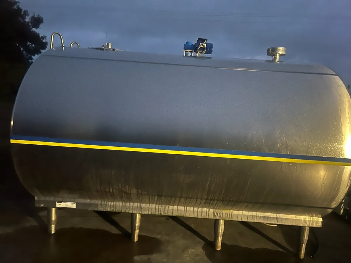 8500 Ltr milk tank 2018 immediately looked after - Image 2