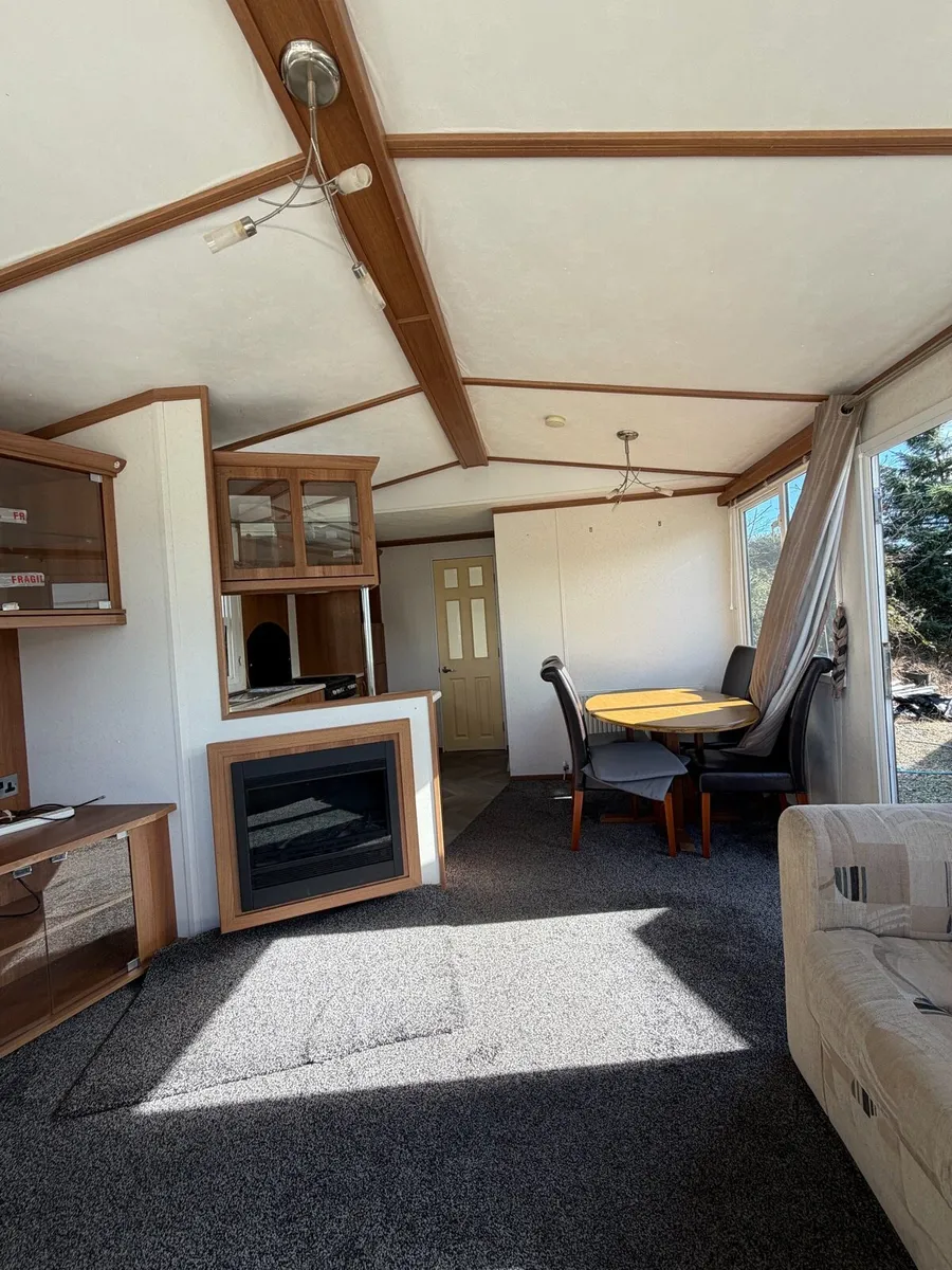 Carnaby 34/12 x 2 Bedroom (Winter Pk) - Image 4