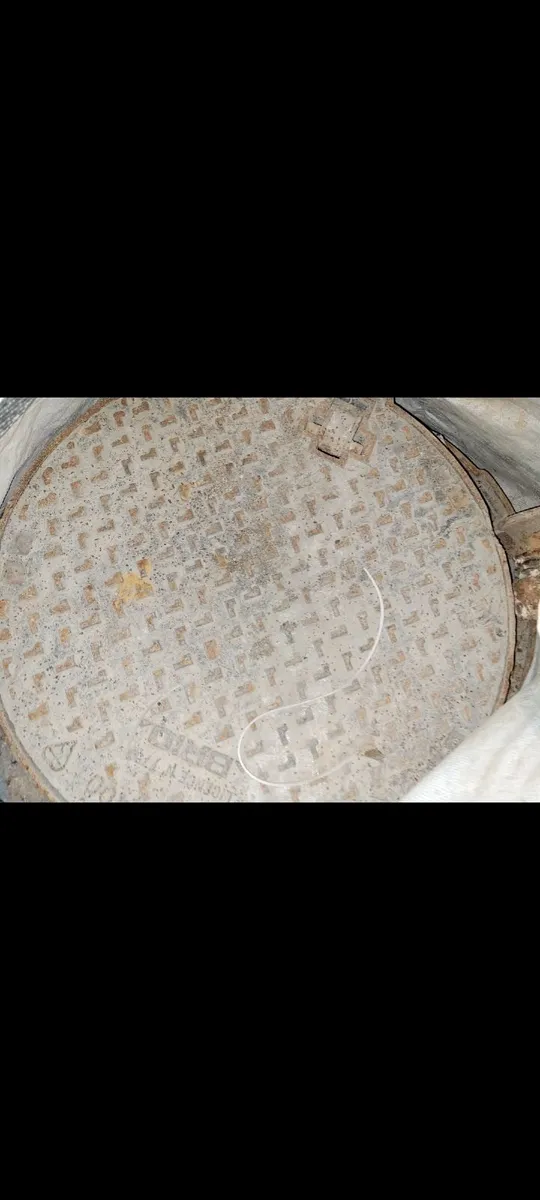 Manhole covers - Image 2