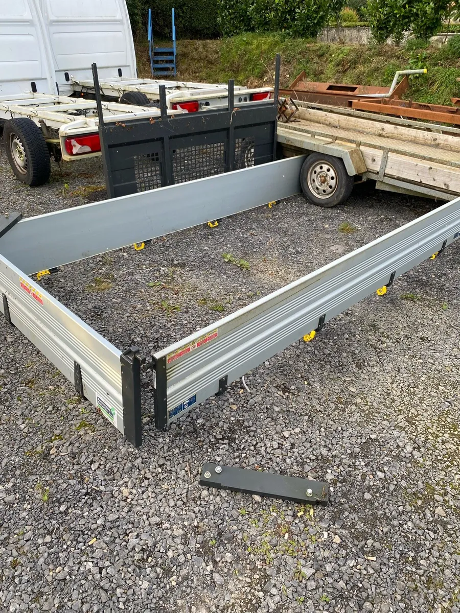 Truck sides - Image 2