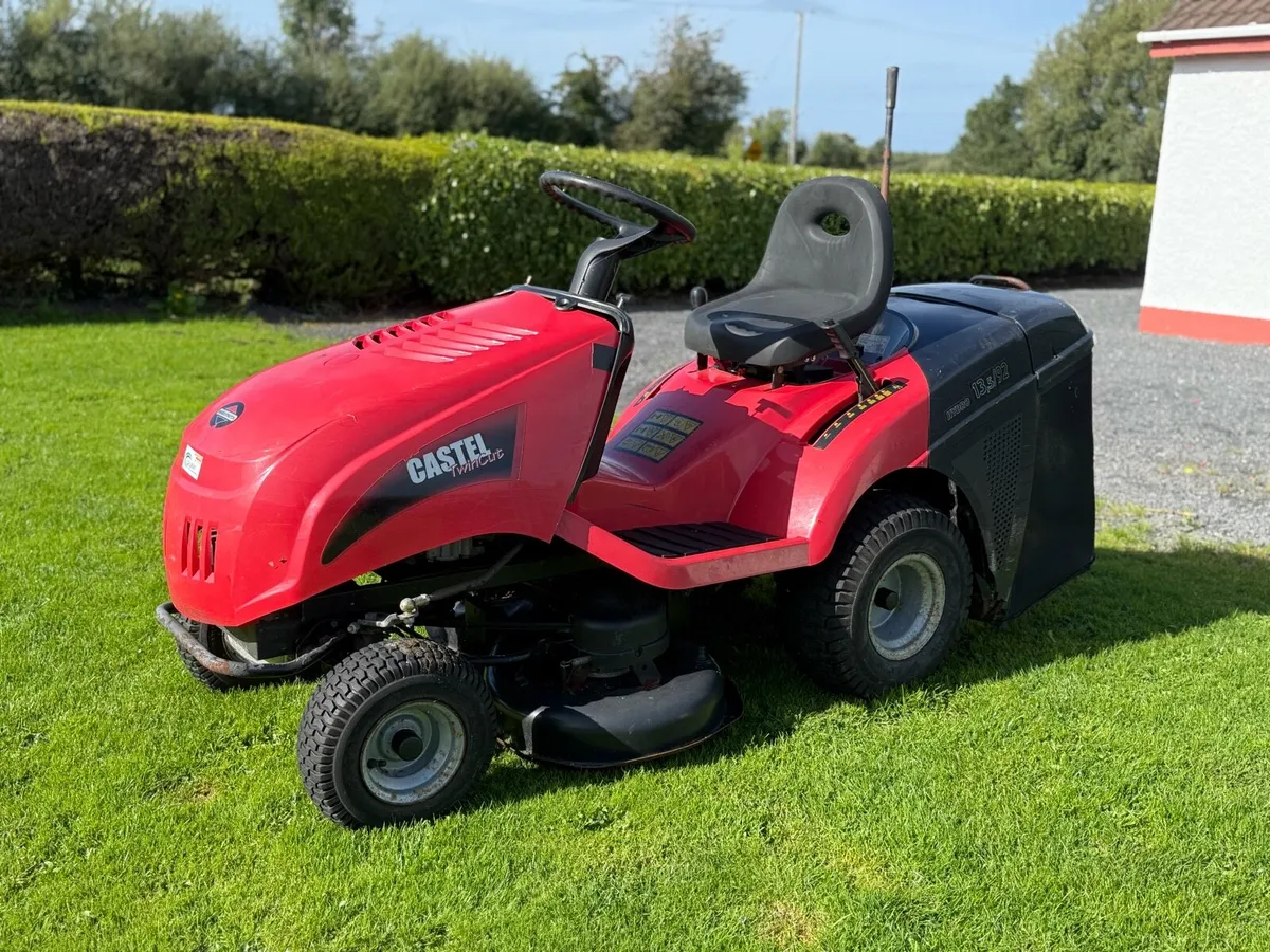 Castel ride on mower - Image 1
