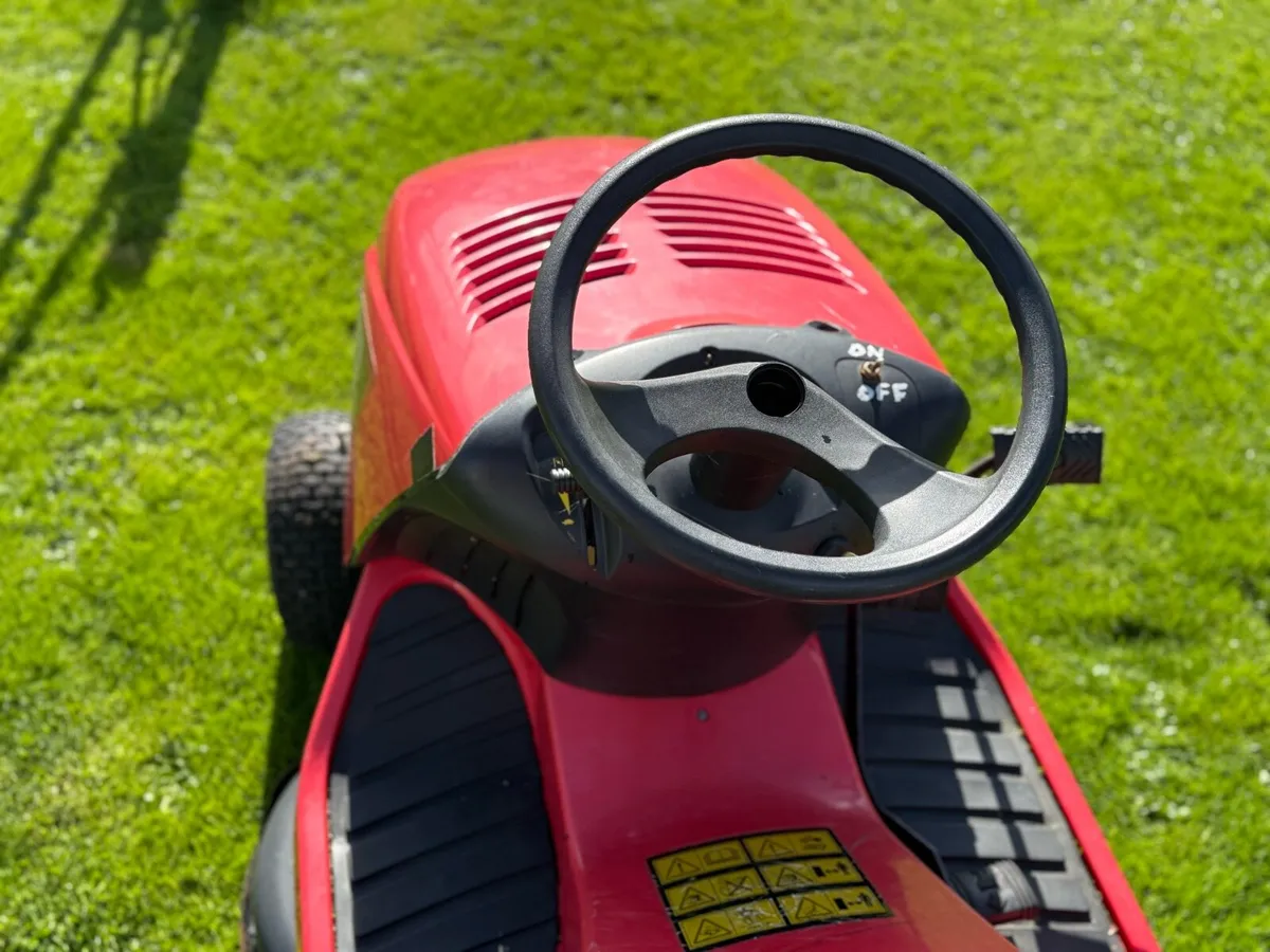 Castel ride on mower - Image 4