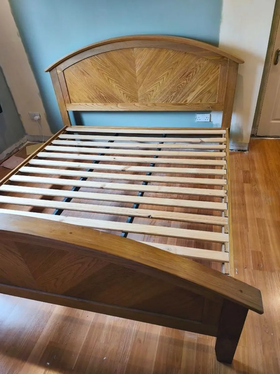 Bedroom furniture - Image 1