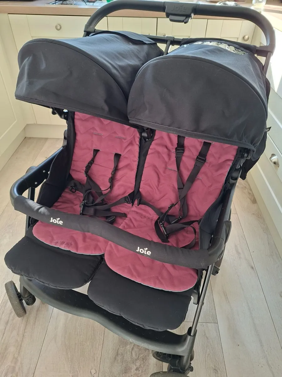 Joie Aire Twin Stroller - Image 2