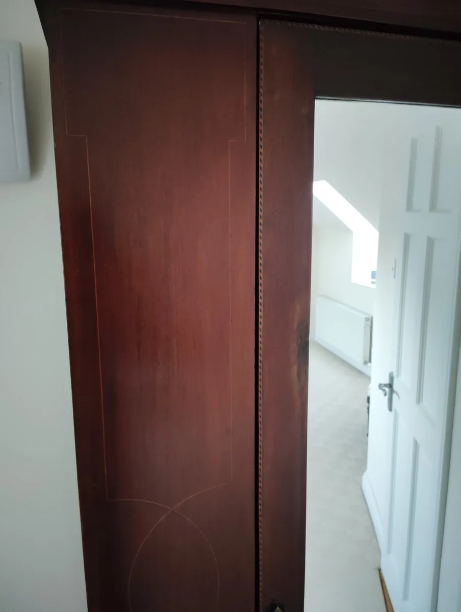 Wardrobe - Image 2