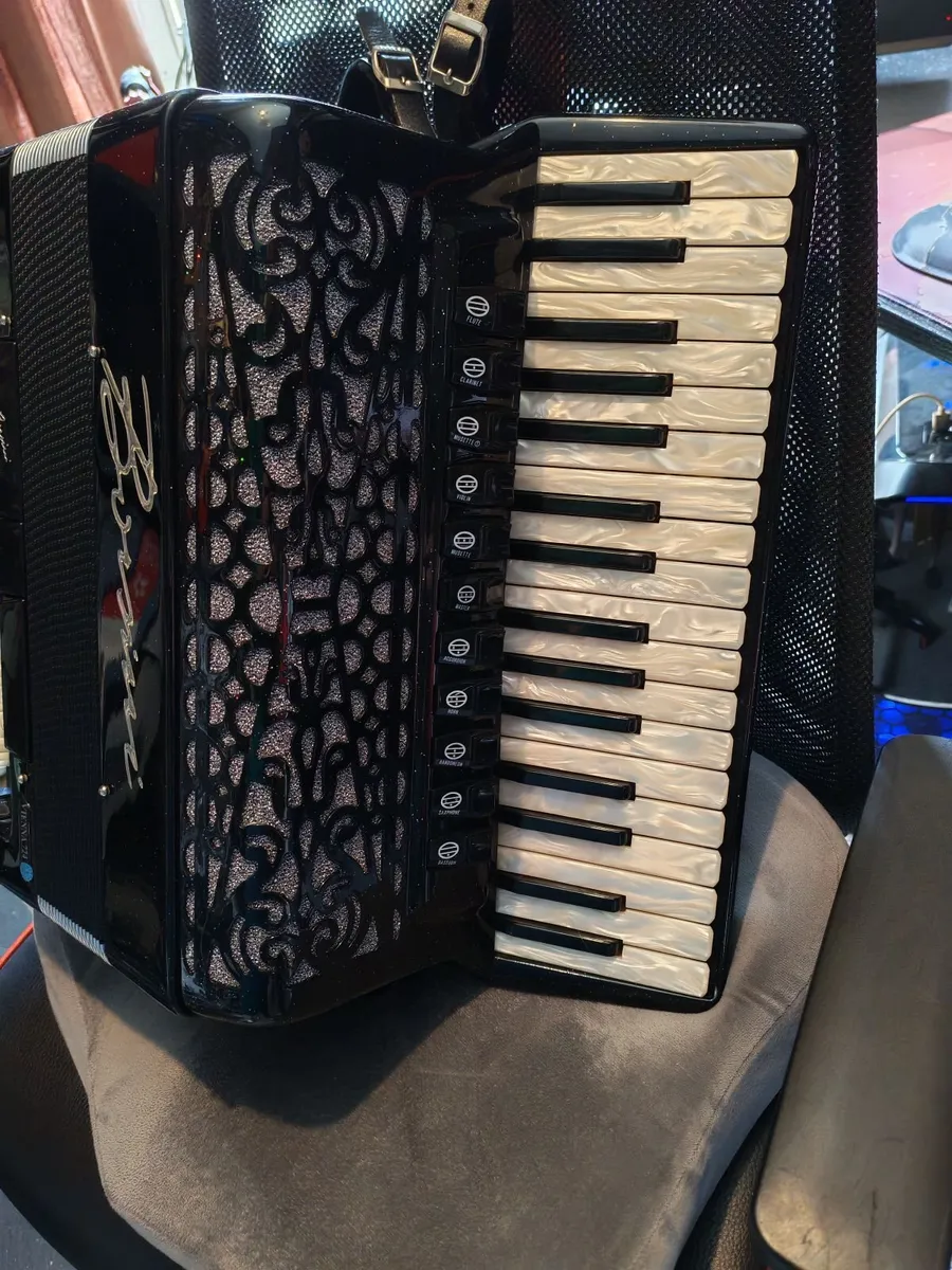 Borsini Vienna 724 K8 Accordion - Image 1