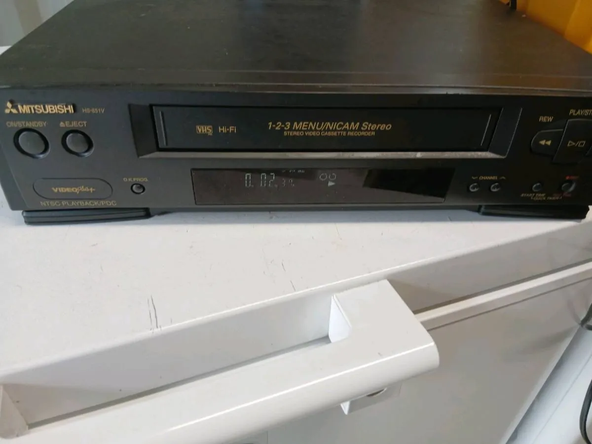 Mitsubishi vhs player - Image 4