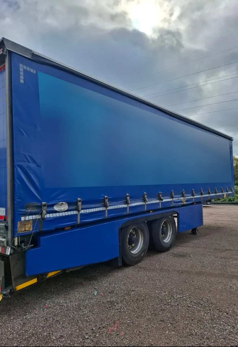 2016 urban Curtainside trailer - Image 2