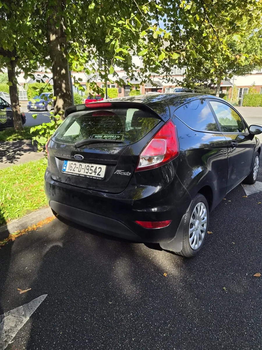 Ford fiesta van - Image 2