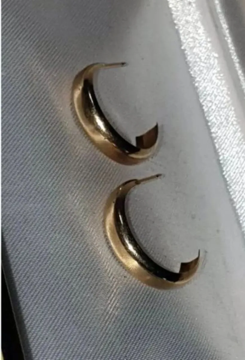Vintage Hallmarked 9ct Gold 'Demi' Hoops - Image 4