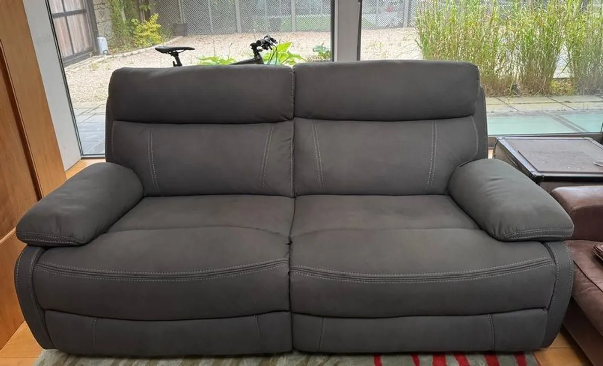 Hardy 3 Seater | USB | Power Recliner | Grey Recliner sofa - Image 1