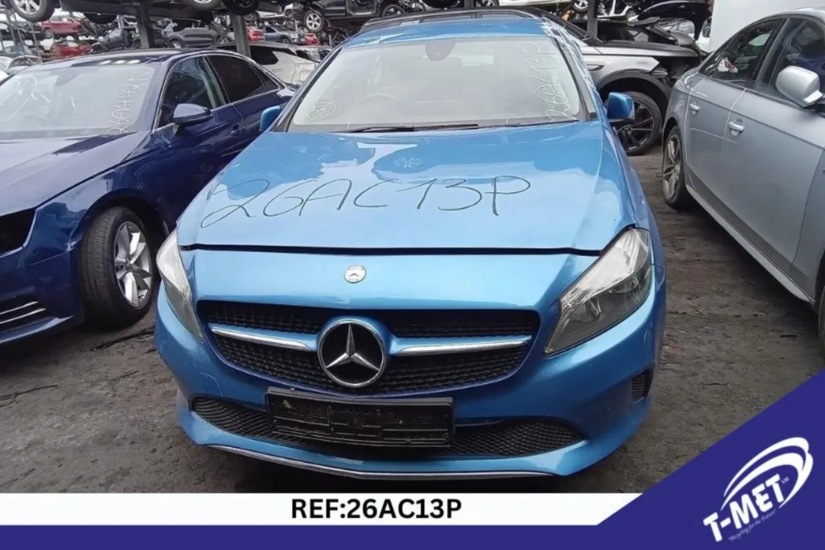 2016 MERCEDES A-CLASS BREAKING FOR PARTS - Image 2