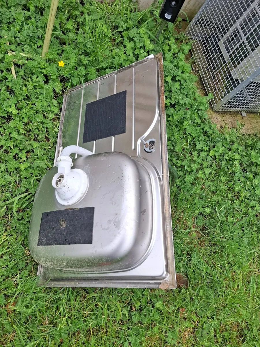 kitchen sink - Image 4