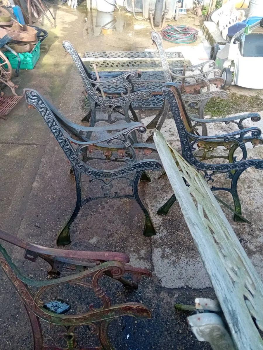 BENCH ENDS - Image 3