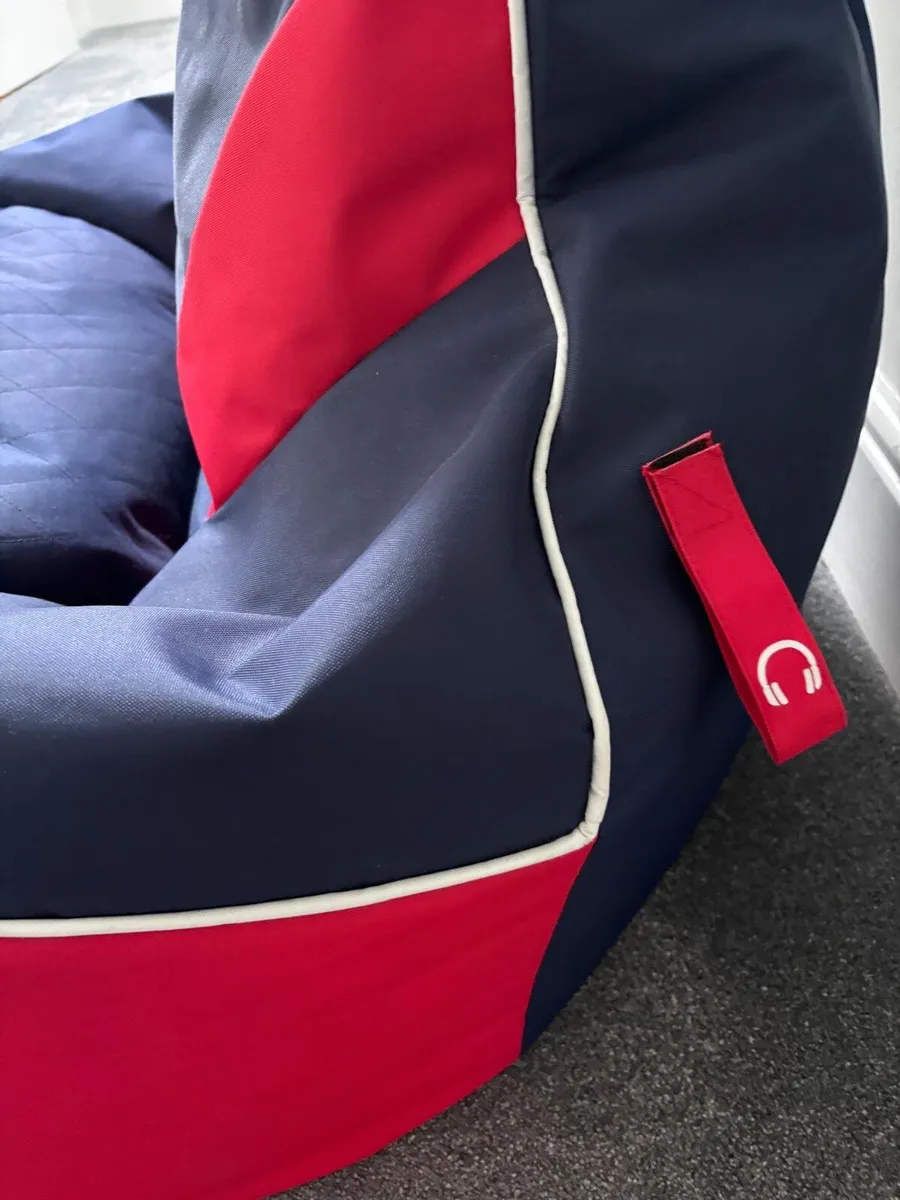 Arsenal F. C. Gaming bean bag chair - Image 3