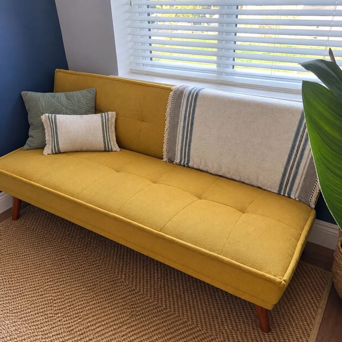 Retro Sofa Bed - Image 1